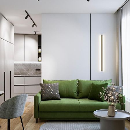 Apartment In The City Center Near The Park 리비프 외부 사진