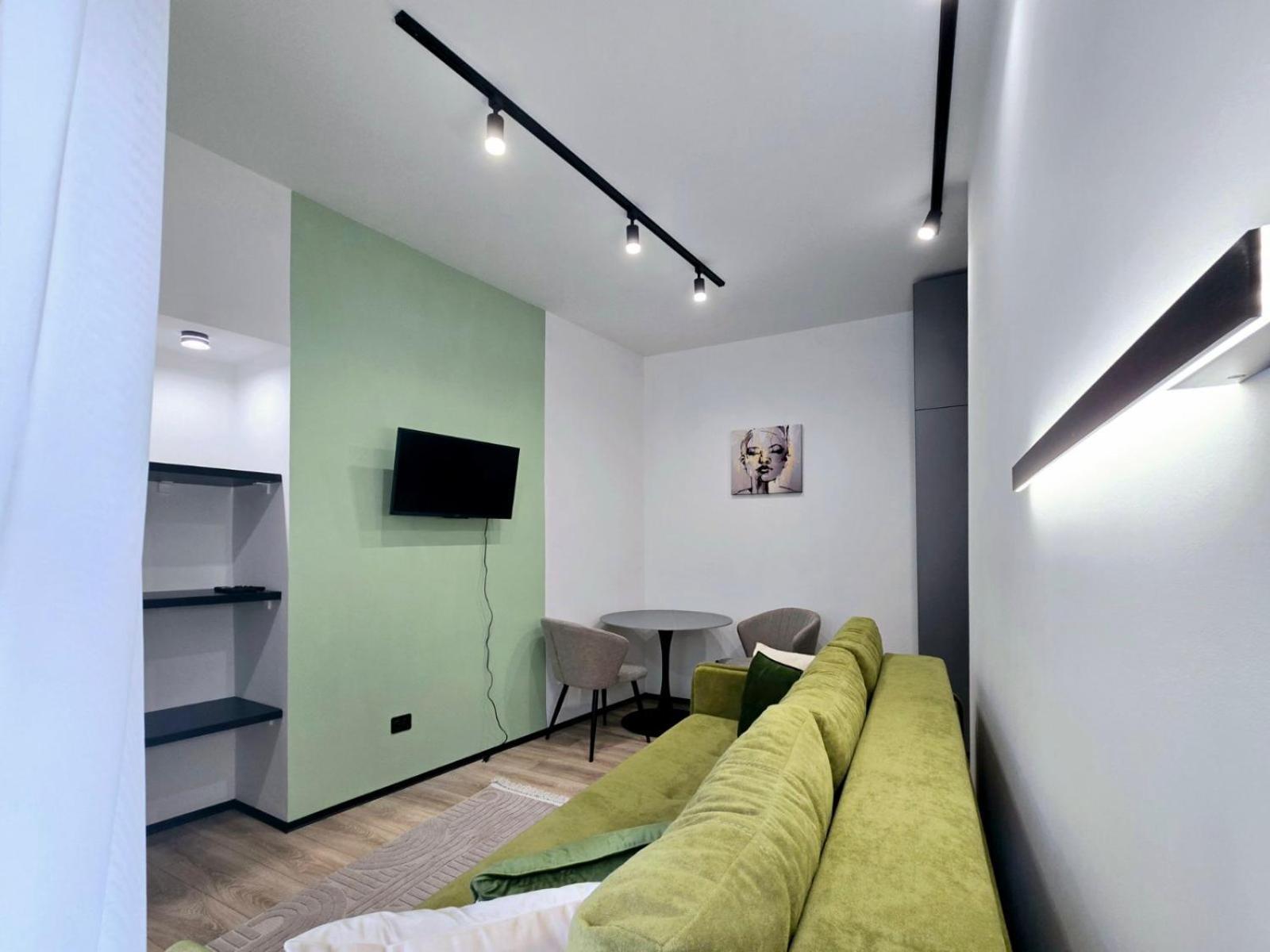 Apartment In The City Center Near The Park 리비프 외부 사진