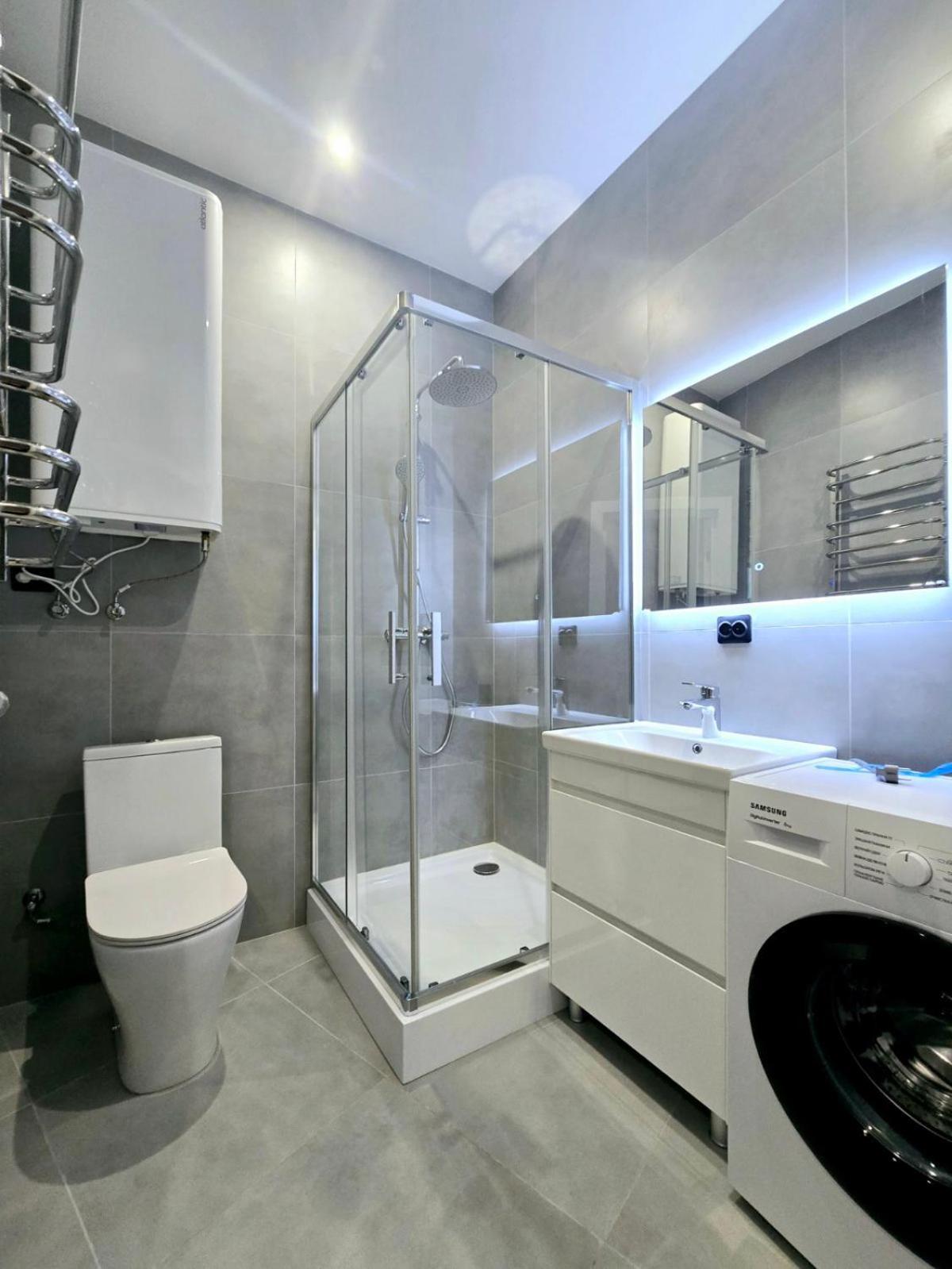 Apartment In The City Center Near The Park 리비프 외부 사진